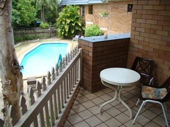 Noosa Yallambee Holiday Apartments Noosaville Exteriör bild